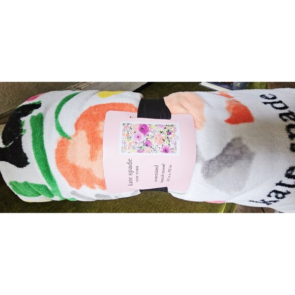Kate Spade Oversized Wild Flower Beach Towel New With Tag - Picture 3 of 6